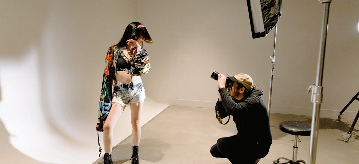 Easy Tips for Photographing Models to Get Cool Results